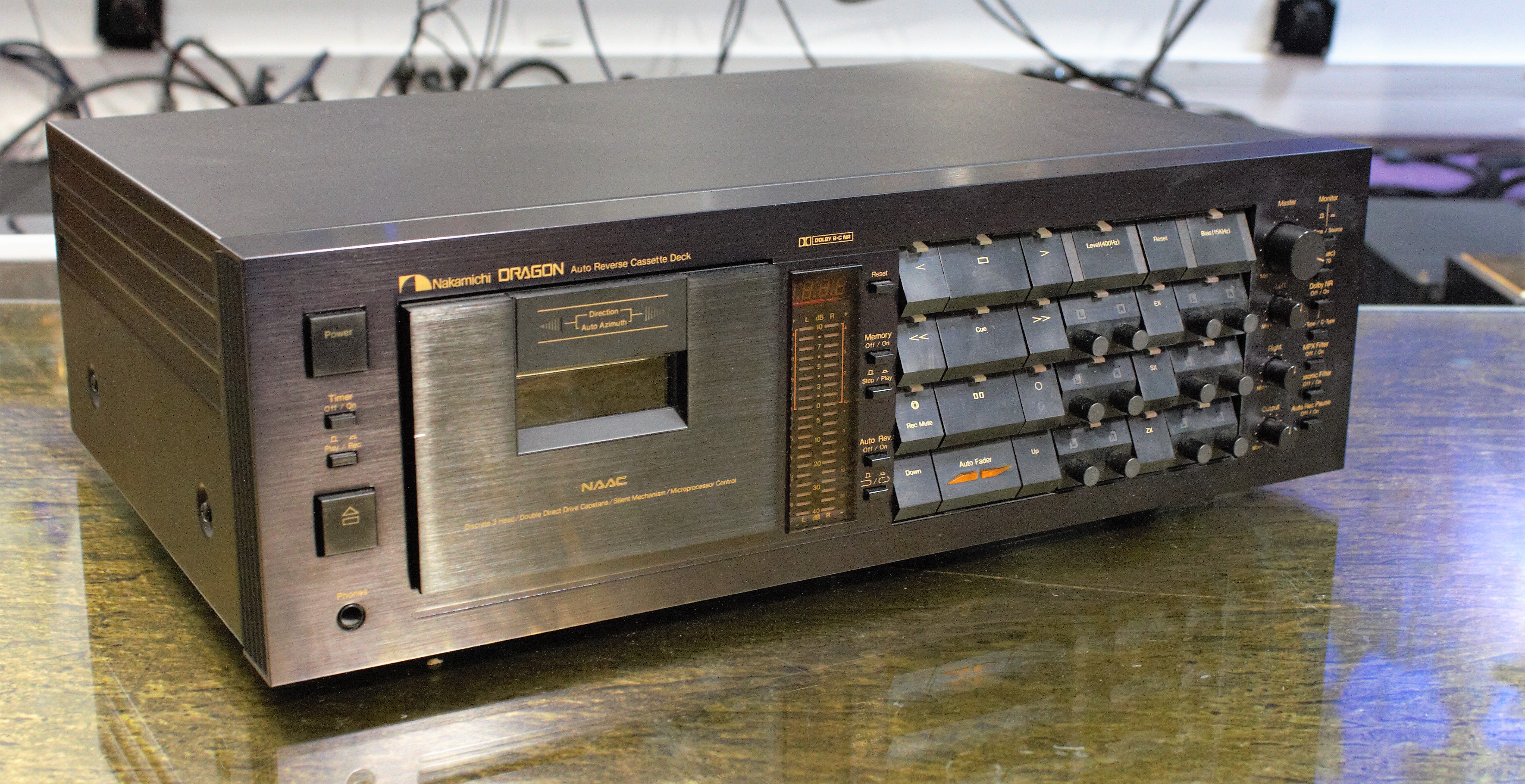 Bel exemplaire du Nakamichi Dragon !